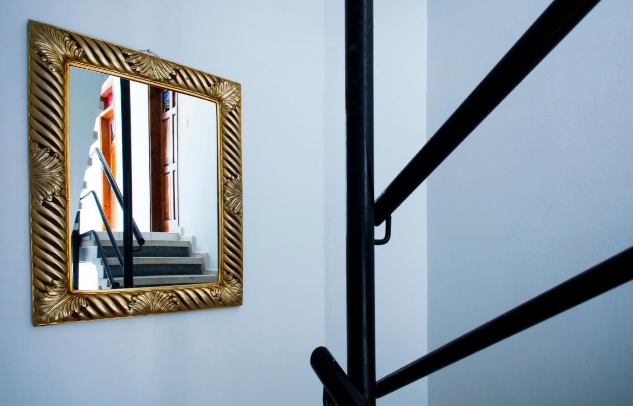 Homelike Guest House Кіренія Екстер'єр фото